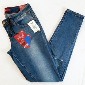 YMI Wanna Betta Butt Jeans size 9